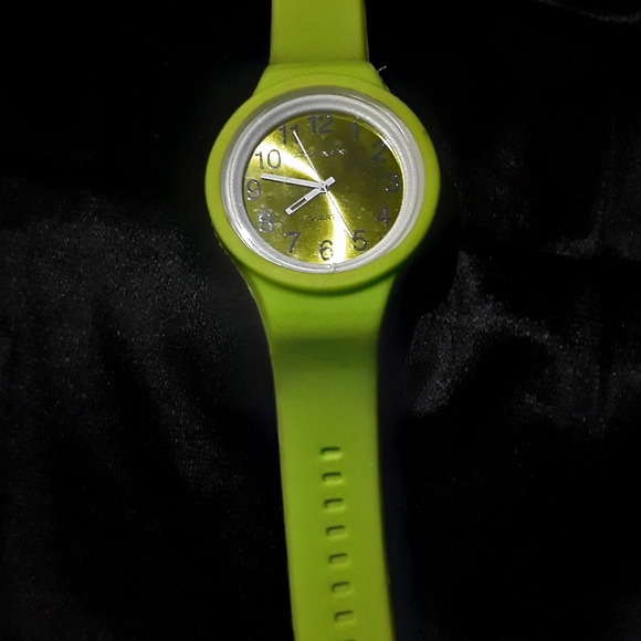 Solaray Watch - Picture 2 of 2